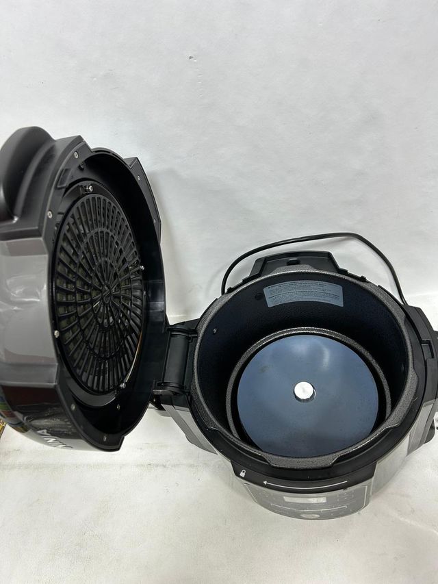 Ninja Foodi Panela Elétrica Multifuncional 6L