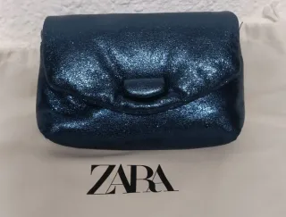 Bolso fiesta azul Zara con funda