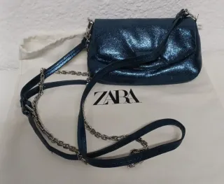 Bolso fiesta azul Zara con funda