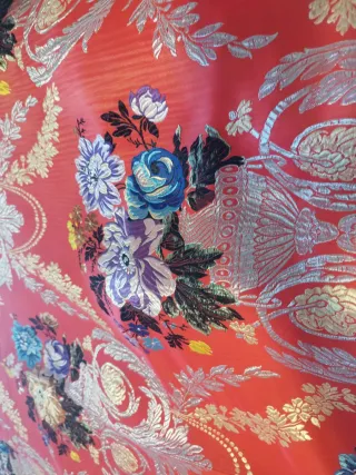 Tela fallera seda 4 metros x 1.20 aprox ( Sin marc