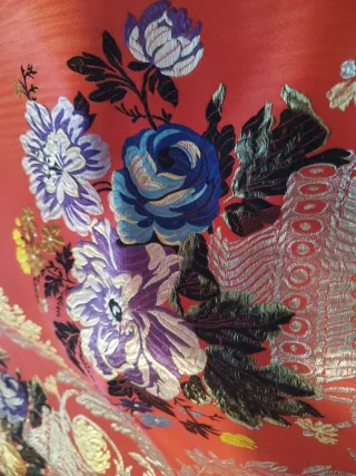 Tela fallera seda 4 metros x 1.20 aprox ( Sin marc