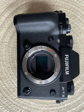 Cámara Fujifilm X-T3 Negra + objetivo XF 18-55 mm