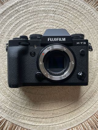 Cámara Fujifilm X-T3 Negra + objetivo XF 18-55 mm