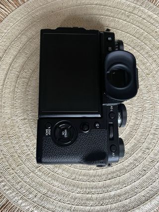 Cámara Fujifilm X-T3 Negra + objetivo XF 18-55 mm