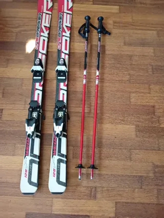 Esquís infantiles 128cm y bastones