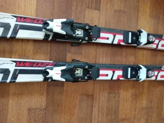 Esquís infantiles 128cm y bastones