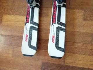 Esquís infantiles 128cm y bastones