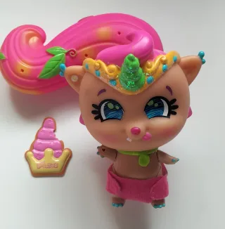 Muñeca Beasties Glusty Unicornio