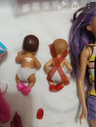 Barbie Skipper y bebé con accesorios.