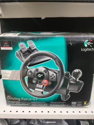 Volante Logitech Driving Force GT + Pedales