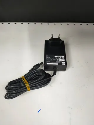 Volante Logitech Driving Force GT + Pedales