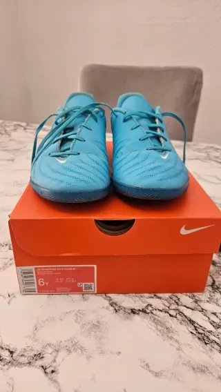 Zapatillas Nike Fútbol Talla 38.5