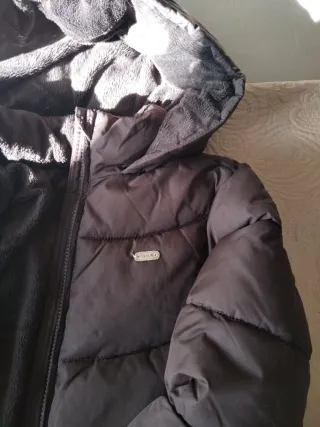 Abrigo niña El Corte Inglés. Talla 7/8  128cm.