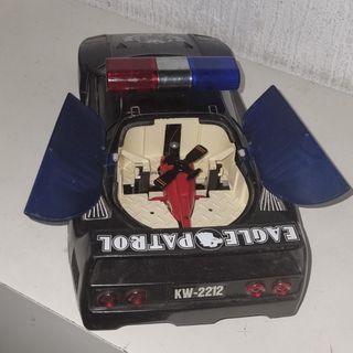 Antiguo Coche de policía serie tv interactivo