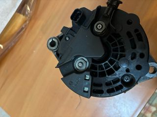 Alternador Opel Zafira 2007