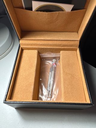 Reloj Seiko Custom Negro/Dorado