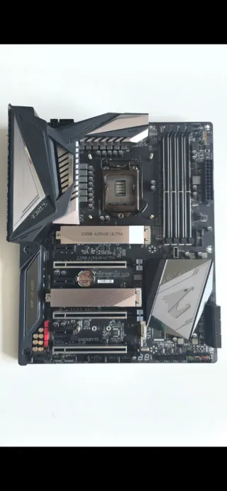 Placa Base Gigabyte Aorus Z390 Ultra