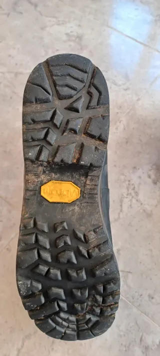 Botas Montaña AKU SUPERALP Gore-Tex W  Talla 39