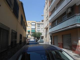 Local comercial en alquiler en Barrio de Zaidín en Granada