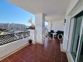 Piso en venta en Puerto Banús en Marbella