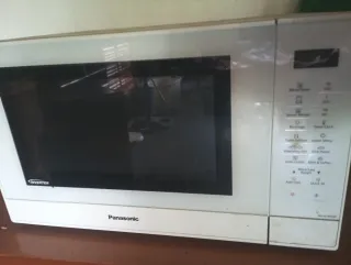 Microondas Panasonic Inverter Blanco