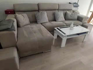 Sofá eléctrico seminuevo con USB