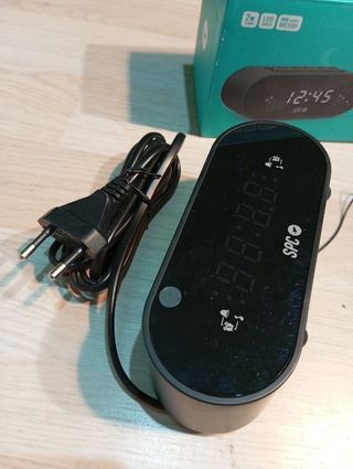 Radiodespertador Compacto, Teclas en Relieve