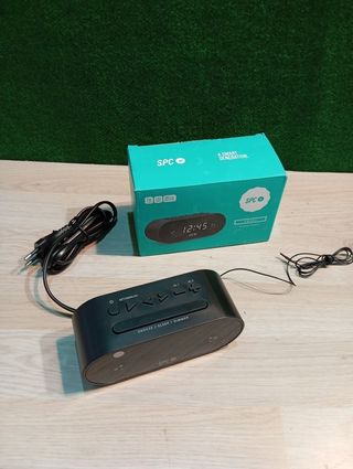 Radiodespertador Compacto, Teclas en Relieve