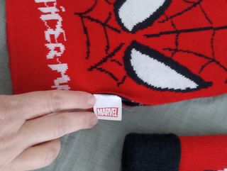 Bufanda y gorro Spiderman