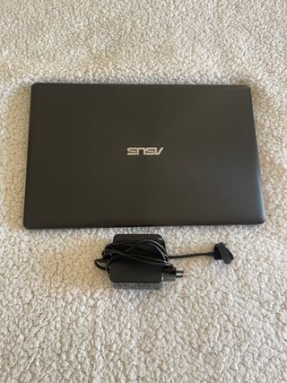 Portátil ASUS F550C para piezas