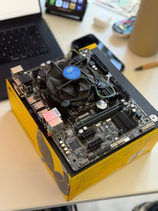 Pack Intel Core i3 6100 + Gigabyte H110M-S2H DDR4