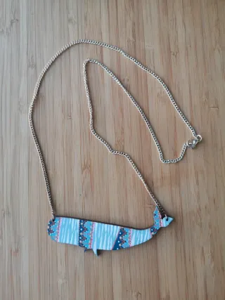 Collana balena geometrica floreale