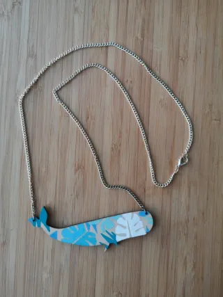 Collana balena geometrica floreale