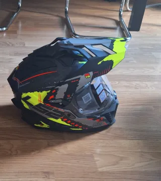 Casco LS2 MX701 Carbon Explorer  Talla XS