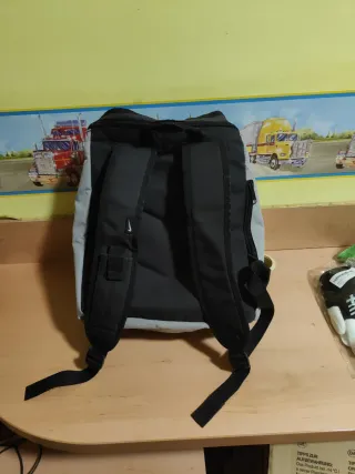 Mochila Nike Negra y Gris