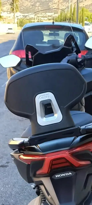 Respaldo Pasajero Givi