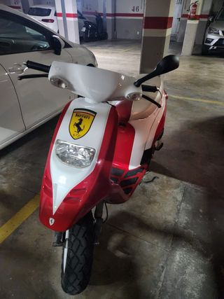 Moto Tifon Ferrari