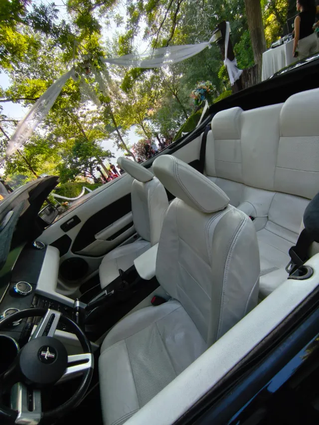 Auténtico Mustang Americano Descapotable