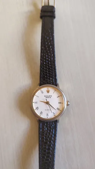 Reloj Rolex Quartz Blanco y Negro