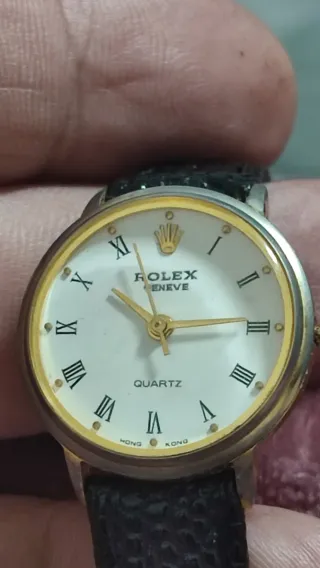 Reloj Rolex Quartz Blanco y Negro