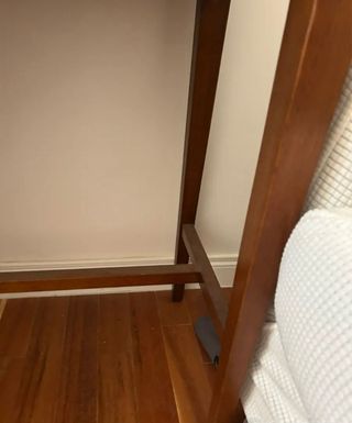 Vetrinetta in legno con serratura