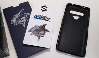 Funda + Caja Original "Xiaomi Black Shark 4 Pro"