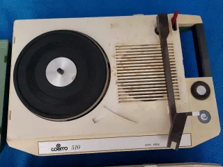 Tocadiscos Cosmo 510 y A2030