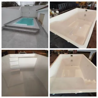 Piscinas de poliéster azul o blanco.