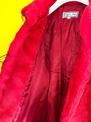 Cappotto rosso bimba in pelliccia sintetica