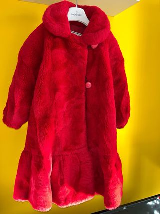 Cappotto rosso bimba in pelliccia sintetica