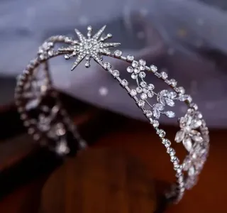 Diadema de novia o invitada
