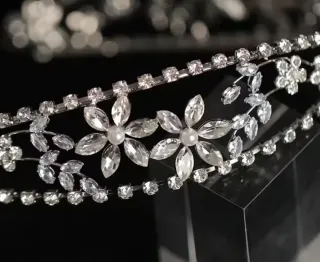 Diadema de novia o invitada