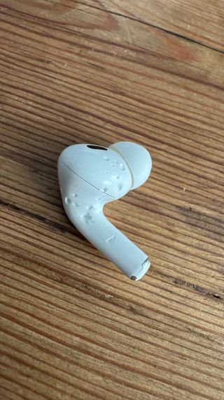 Cargador AirPods Pro 2 y Auricular Izquierdo