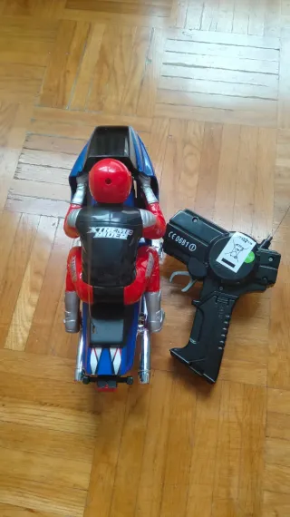 Moto teledirigida Xtreme Rider con mando